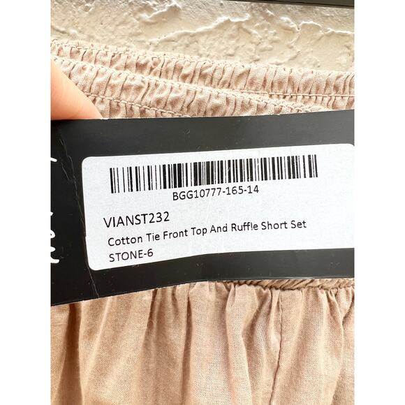NWT Nasty Gal Long Sleeve Cotton Tie-Front Top and Ruffle Short Set Stone Size 6 - Picture 9 of 12